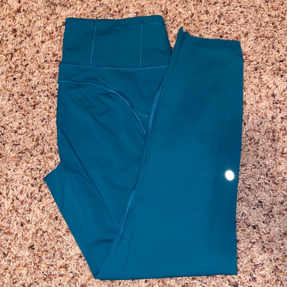 Lulu size 10 fast and free legging